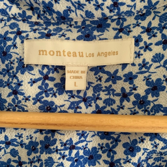 Floral dress with pockets, arrives at knee or slightly below knee. - Picture 2 of 9